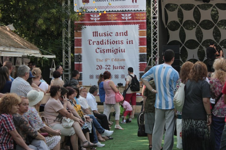 Festivalul de Traditii din Cismigiu 2014