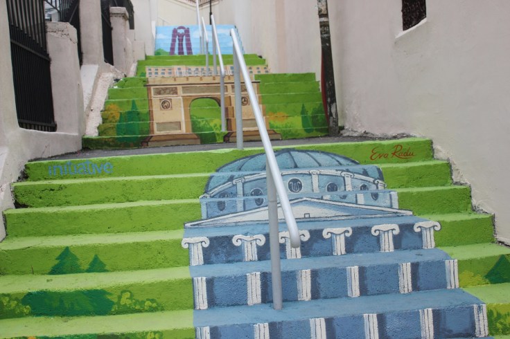 Strada Xenofon Bucuresti la scara