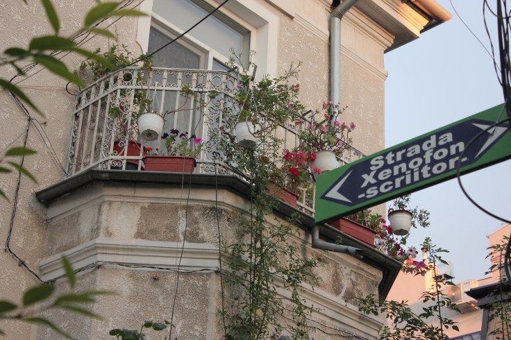 Strada Xenofon Hotel Carol Park