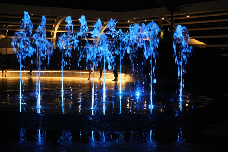 Promenada terrace by night 