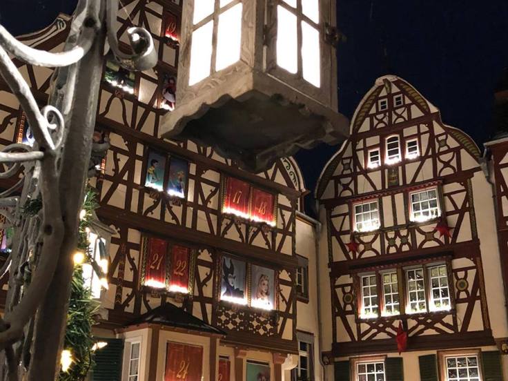 48374612_2194033644249400_674406695509688320_n